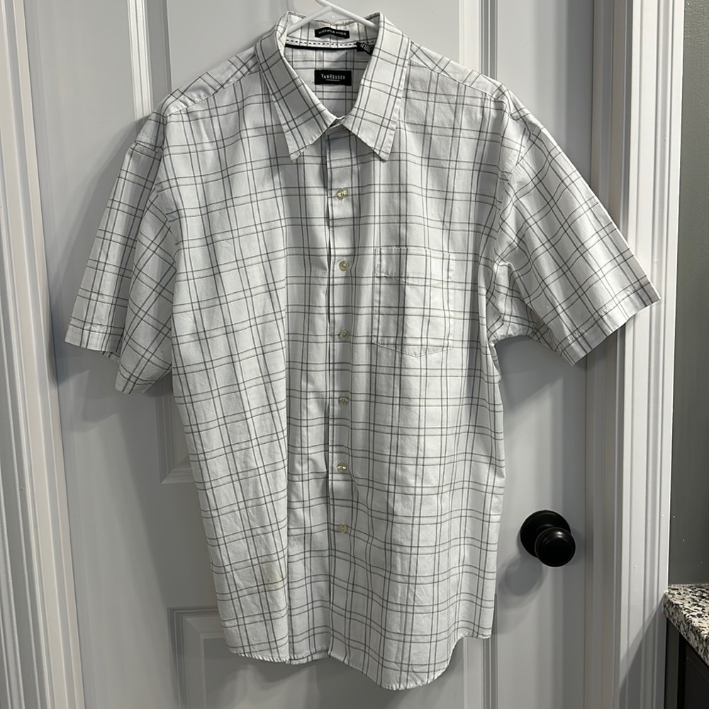 Men’s Van Heusen Short Sleeve Button Down Shirt